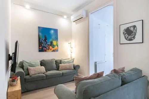 Experience local life in the heart of Gracia, Barcelona