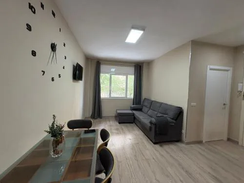 FELIPE II Apartment