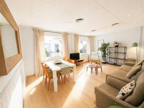 Flaugier Apartments (1-1)
