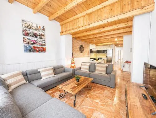 Flaugier Apartments (B2)