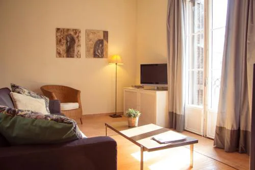 Gaudi Apartment 9