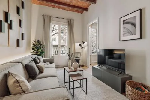 Gava - 3 bedrooms and terrace in Sagrada Família