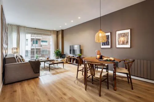 Isilf - 2 bedrooms and balcony in Sant Gervasi