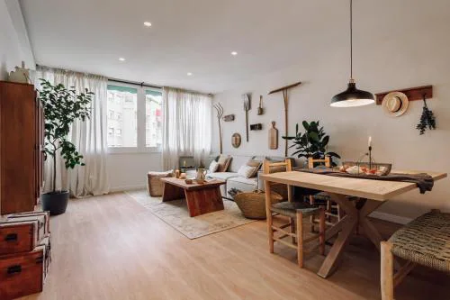 Jaen - 2 bedrooms and office in Sant Gervasi