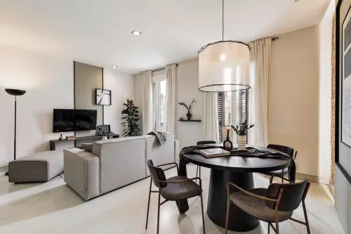 Judd - 3 bedrooms and balcony in Eixample Esquerra