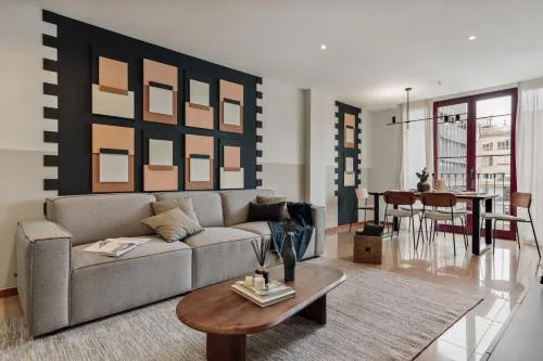 Kabatas - 3 bedrooms and patio in Eixample Dreta