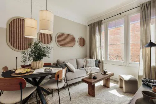 Loma - 3 bedrooms and office in Eixample Esquerra