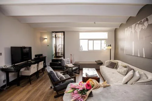 luminous top floor apartment with terrace