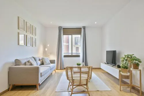 Ola Living Consell De Cent