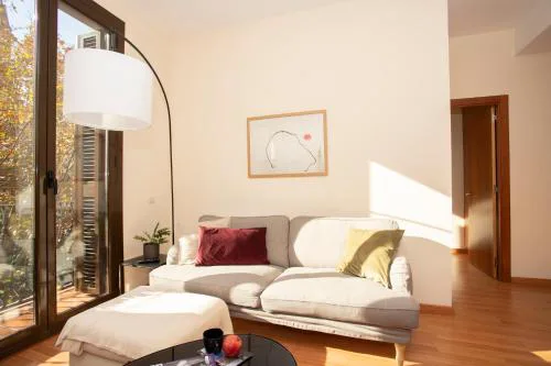 Radiant Vista Apartment Eixample