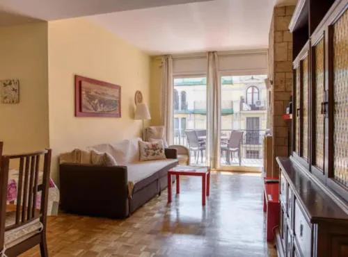 Ramblas Rentals Unique & Spacious Flat 4BR Terrace 20M Ramblas