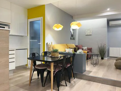 Stay U-nique Apartments Sants