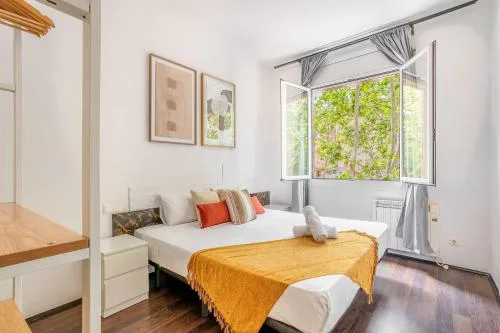 The Collection Barcelona - 4- Bedroom Apartment in Gracia Village