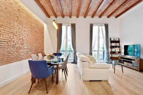 The Collection Barcelona - Arc de Triomf Luxury Modern 2-Bedroom 2-Bathroom