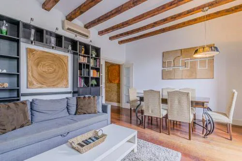 The Collection Barcelona - Cozy and bright 3BD apartment by Gran Via