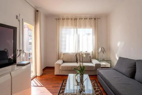 The Collection Barcelona - Eixample - Bright and modern 4BD only for Families or Business groups