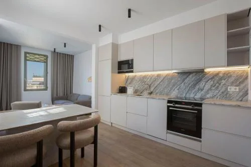 The Diagonal Suites Atic by Sweett
