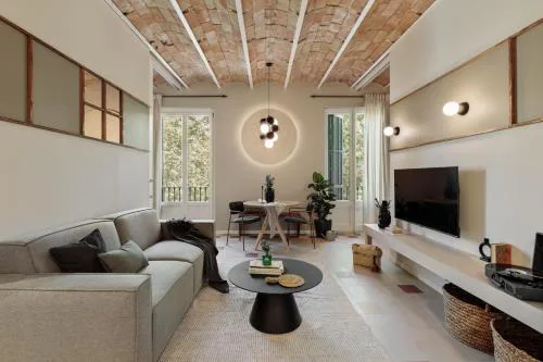 Yaki - 2 bedrooms and balcony in Eixample Dreta