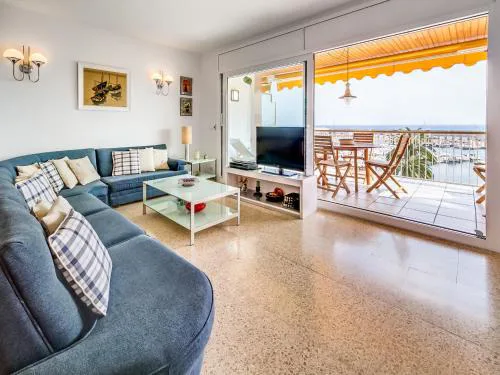Apartment in Blanes with Sea Views