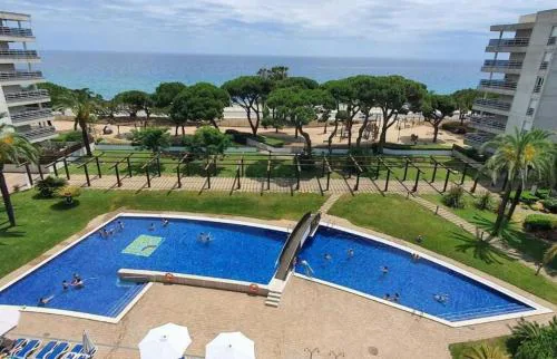 Seafront Apartment - Costa Brava