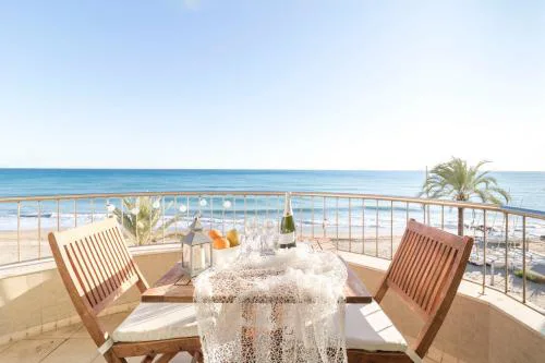 Respira, Mediterraneo 100% .Mandala apARTments