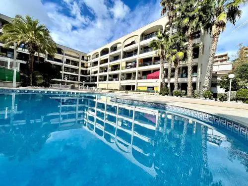 Apartemento piscina centro calella 3 min playa