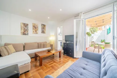 HomeHolidaysRentals Arlene