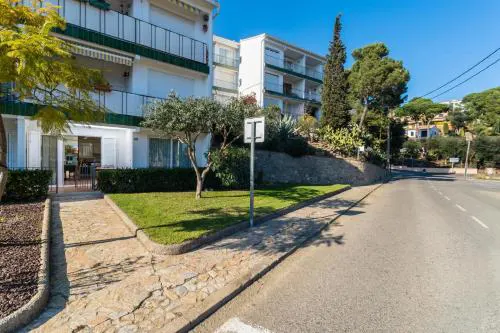 CA-4 CALELLA DE PALAFRUGELL 4 PAX