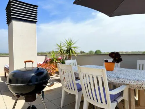 DOMuum Holidays - MAR CAMBRILS