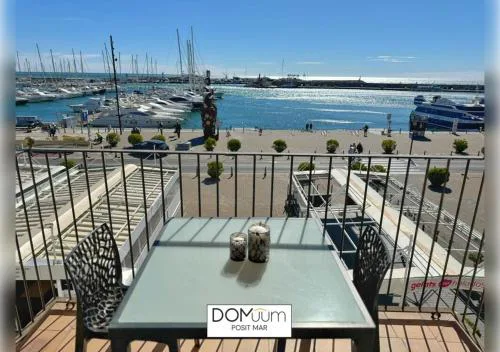 DOMuum Holidays - POSIT MAR