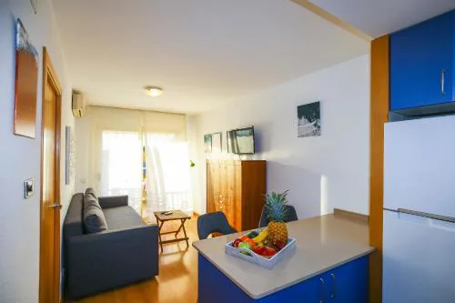 GUILLEM Apartment