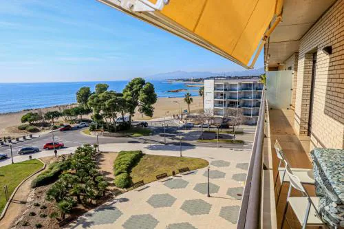 LITORAL COSTA DORADA - LA SALLE Only families