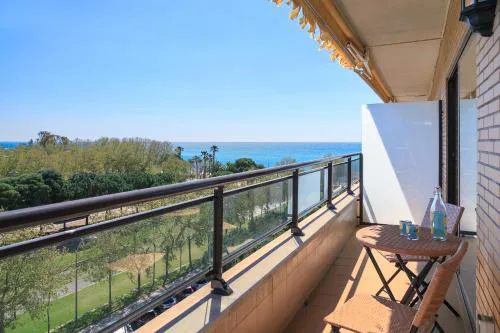 UHC Cambrils Paradis Family Complex
