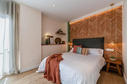 Vestal Suites Domo Adults Only