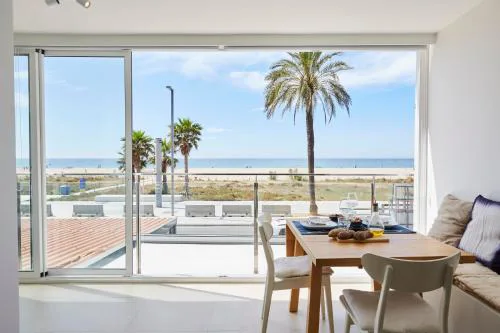 Sunny Beachfront Escape