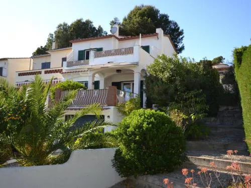 Casa moderna en zona tranquila con piscina y cerca de la playa en Torroella de Montgrí - ES-323-17