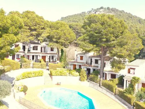 Casa Vacacional Tranquila con Piscina, Jardín y Cerca de la Playa en L'Estartit - ES-323-29