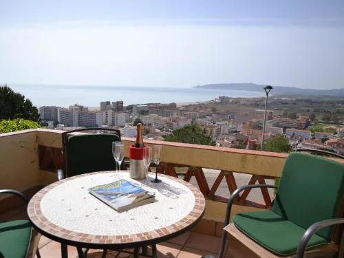 Encantadora Casa con Piscina y Vista al Mar en L'Estartit - ES-323-28