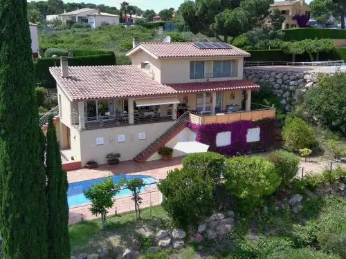 Villa con Piscina Privada y A/C - 4 km Playa - ES-323-62