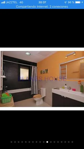 4 Bed Villa - Sleeps 9- Pool - Garden - Parking