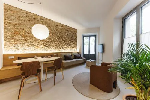 Bravissimo Vivaldi 3A, Monthly Apartment