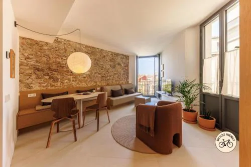 Bravissimo Vivaldi 4-5A, Monthly Apartment