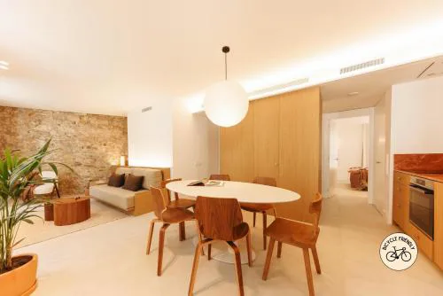 Bravissimo Vivaldi 4-5C, Monthly Apartment