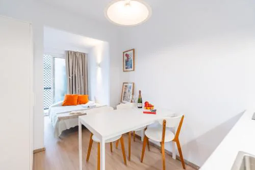 Loft privado reformado centro Girona 3min AVE