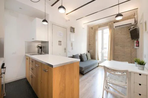 Apartamento 2 habitaciones Camp Nou & Fira Barcelona