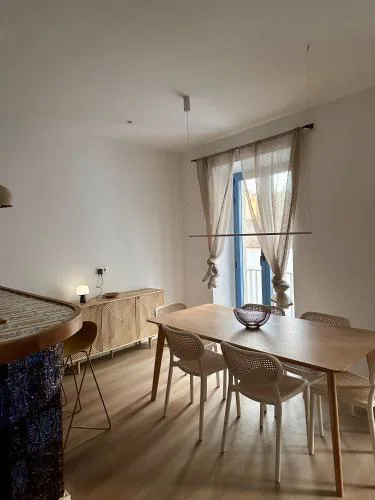 Apartamento centenario renovado con corazón