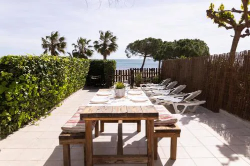 Baconer - Casa en l'Ampolla con jardín privado y acceso directo al mar - Deltavacaciones