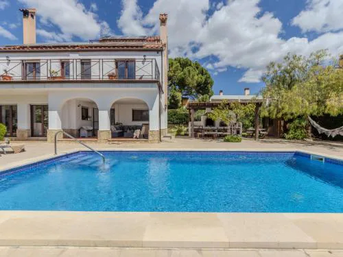 Villa Alicia by Interhome