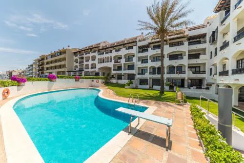 Apartamento Laia con vistas al mar