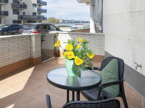 Apartment Balco del Port I by Interhome